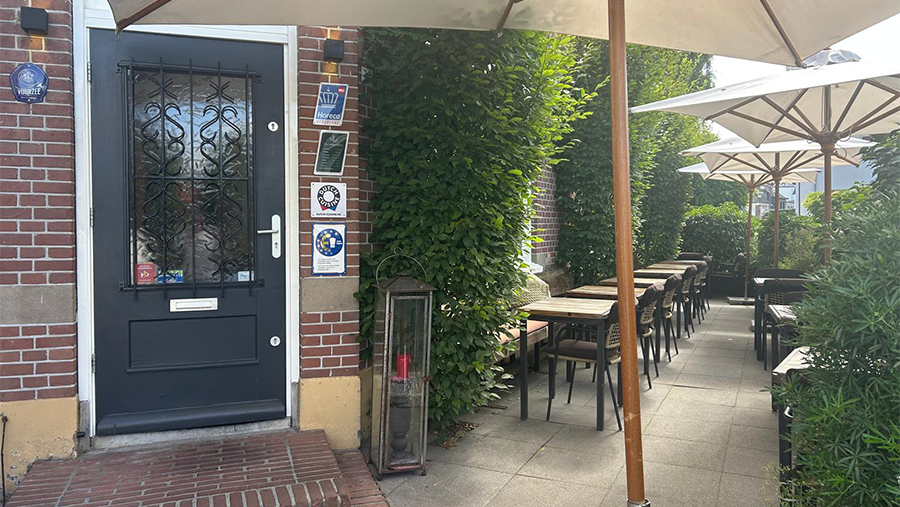 FSA-Down-To-Earth_0004_DTE_TerrasZomer1